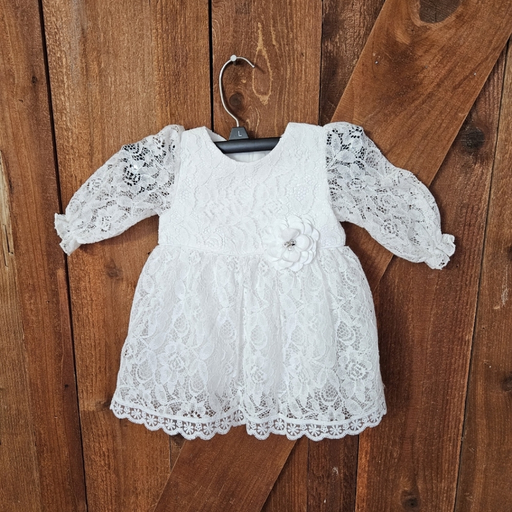 Baby Collection Girl's Size 3-6 Months White Lace Dress with Floral Accent